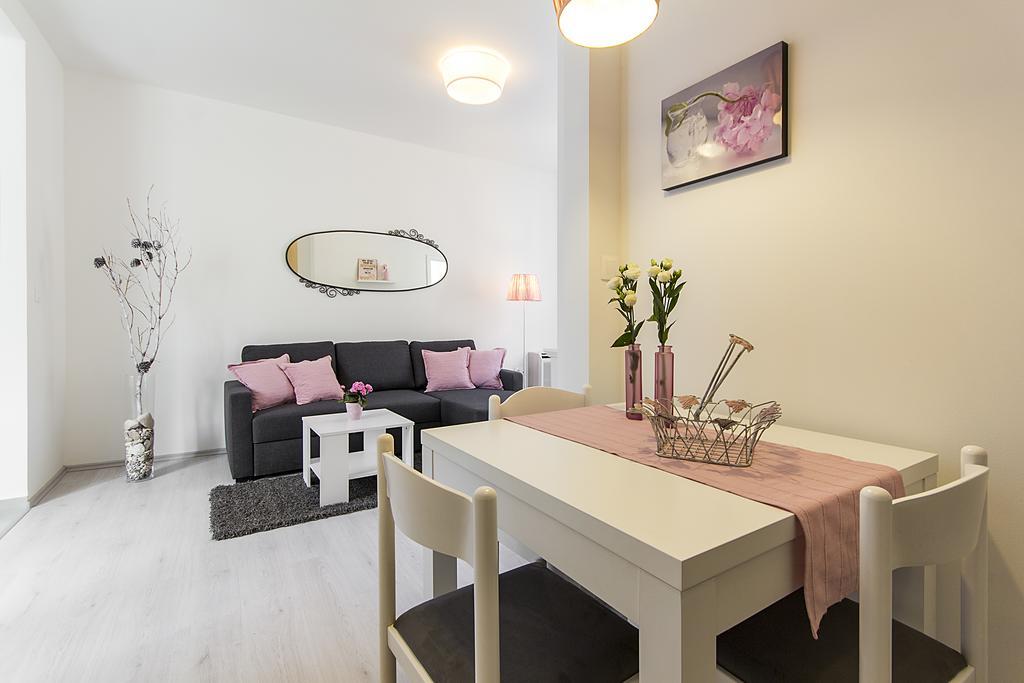 Apartment Center Tina Pula