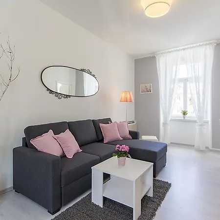 Center Apartment Tina Pula Exterior photo